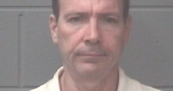 THOMPSON NATHAN | 2016-07-05 17:51:00 Onslow County, North Carolina Booking