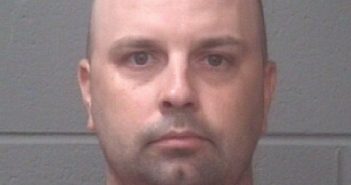 SIMMONS JASON | 2016-06-06 13:12:00 Onslow County, North Carolina Booking