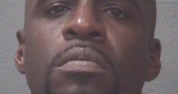 WHITE JOHNNY | 2016-05-26 13:25:00 Onslow County, North Carolina Booking
