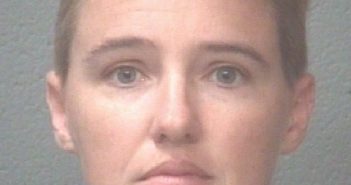WADMAN LORA | 2016-08-08 13:46:00 Onslow County, North Carolina Booking