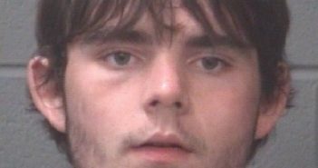 POSEY DUSTIN | 2016-06-07 19:28:00 Onslow County, North Carolina Booking
