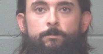 CASEBOLT AARON | 2016-08-12 10:40:00 Onslow County, North Carolina Booking