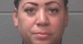 HODGE TASHA | 2016-10-24 14:42:00 Onslow County, North Carolina Booking