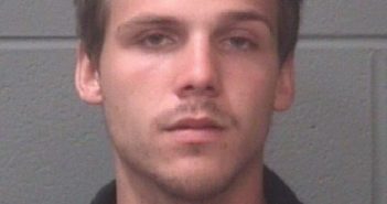 LAUSTERER WILLIAM | 2016-10-25 20:11:00 Onslow County, North Carolina Booking