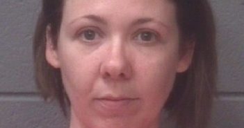 HARTLEY TIFFANY | 2016-10-24 13:32:00 Onslow County, North Carolina Booking