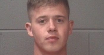 SHAFER DAKOTA | 2016-10-27 11:34:00 Onslow County, North Carolina Booking