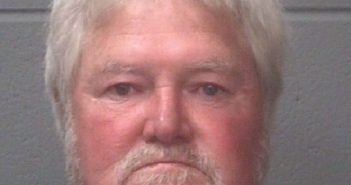 HUIE PAUL | 2016-10-28 02:03:00 Onslow County, North Carolina Booking