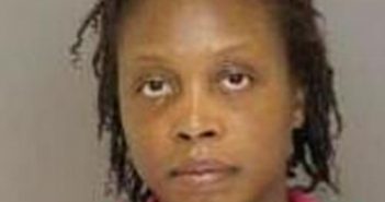 JENNIFER PRESSLEY | 2016-11-26 11:55:00 Moore County, North Carolina Booking