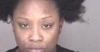 SHERRELLA MURCHISON | 2016-11-06 01:28:00 Robeson County, North Carolina Booking