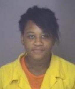 PRENDAYSHEYA REAVES | 2016-10-04 14:26:00 Robeson County, North Carolina Booking