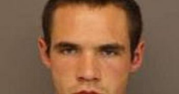 CHRISTOPHER THOMPSON | 2016-12-06 10:16:00 Moore County, North Carolina Booking