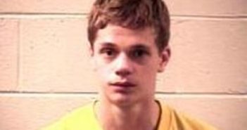KRISTOPHER MICHAELS | 2016-12-07 18:30:00 Transylvania County, North Carolina Booking