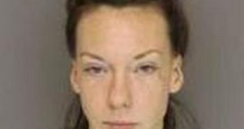 CECILIA HOLDER | 2016-12-21 17:35:00 Moore County, North Carolina Booking