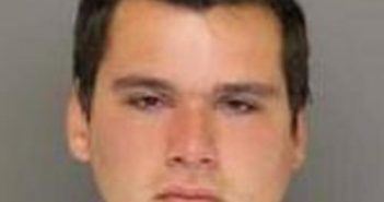 CODY ROUSE | 2016-12-24 23:37:00 Moore County, North Carolina Booking