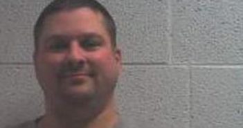 DERRICK LENART | 2016-12-15 13:42:00 Jackson County, North Carolina Booking