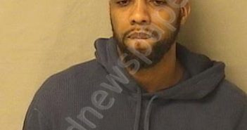 DONAWAY, JEROMEE TODD | 2017-01-24 12:25:00 Wood County, West Virginia Booking
