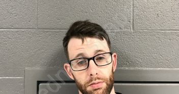 VINSON-SIMMONS, CHARLES SCOTT | 2017-01-25 17:55:00 Harrison County, West Virginia Booking