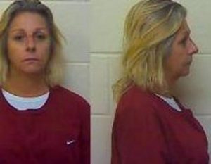 ANTOINETTE MURRAY | 2016-12-02 15:45:00 Craven County, North Carolina Booking