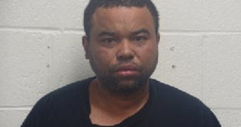 COOK, EARNEST DWAYNE | 2017-01-31 16:31:00 Robertson County, Tennessee Booking