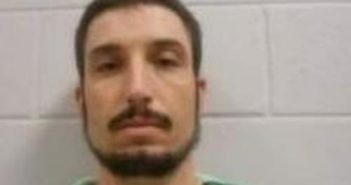 CHRISTOPHER DAVIS | 2016-12-02 12:14:00 Greene County, North Carolina Booking