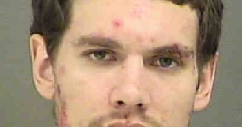 <B>VINSON</B>, <B>DAVID</B> <B>SCOTT</B> #, Mecklenburg County, North Carolina - 2017-01-22 00:15:00