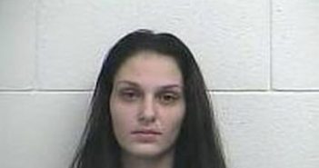 SKYE GREENE | 2017-02-01 18:10:00 Casey County, Kentucky Booking