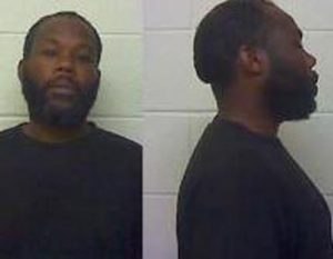 HAMEEN MEWBORN | 2016-12-04 11:41:00 Craven County, North Carolina Booking