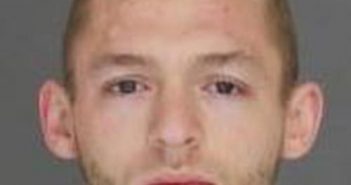 ALLAN LAURY | 2017-02-06 10:43:00 Cayuga County, New York Booking