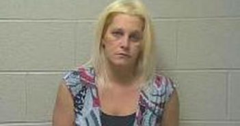 <B>ANASTASIA</B> <B>BALDWIN</B> #, Coffee County, Tennessee - 2017-02-13 18:02:00