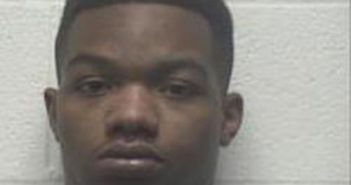 AZAYRON TURNER | 2017-02-16 00:32:00 Robertson County, Tennessee Booking
