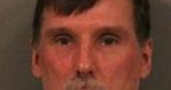 KENNETH REDDEN | 2017-02-21 18:44:00 Cayuga County, New York Booking