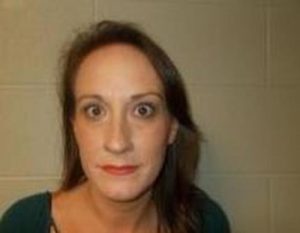KAREN EADES | 2017-02-22 16:35:00 Lincoln County, Tennessee Booking