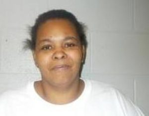 CHAQUITA BUTLER | 2017-02-27 11:07:00 Lincoln County, Tennessee Booking