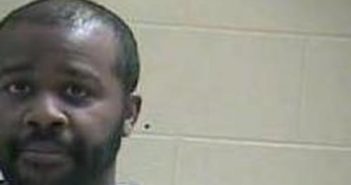 DANTEZE BROWN | 2017-02-28 21:38:00 Taylor County, Kentucky Booking