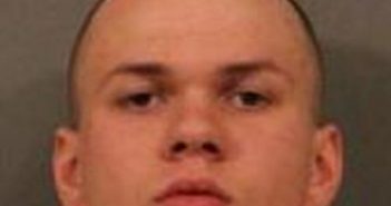 DARIN FRAZIER | 2017-03-06 13:00:00 Cayuga County, New York Booking