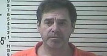 ROBERT FLORENDO | 2017-03-08 10:14:00 Hardin County, Kentucky Booking