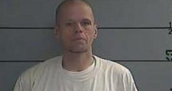 NORBERT DURBIN | 2017-03-08 13:02:00 Oldham County, Kentucky Booking