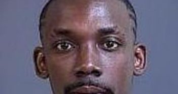 QUONTRELL BROWN | 2017-03-08 18:08:00 Charleston County, South Carolina Booking