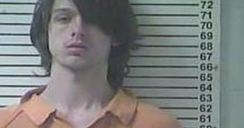 GREGORY CRUTHIS | 2017-03-09 22:19:00 Hardin County, Kentucky Booking