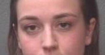 CHARLESTON TEAGUE | 2017-03-11 03:13:00 Onslow County, North Carolina Booking