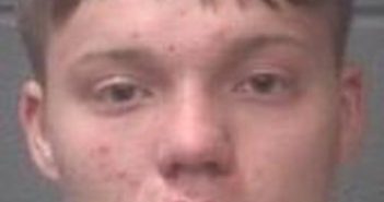 FRANKLIN BAILEY | 2017-03-12 05:05:00 Onslow County, North Carolina Booking