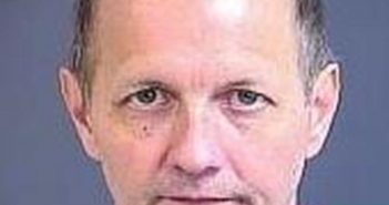 WILLIAM NEWCOMB | 2017-03-15 14:01:00 Charleston County, South Carolina Booking