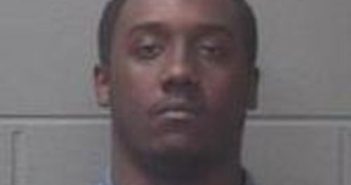 JONATHAN WILLIAMS | 2017-03-15 10:20:00 Onslow County, North Carolina Booking