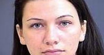 CASSANDRA HELMS | 2017-03-15 15:43:00 Charleston County, South Carolina Booking