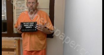 PETTON,AARON MICHAEL | 2017-03-19 Van Zandt County, Texas Booking