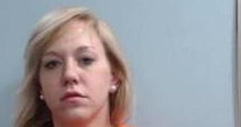 MEGAN MENSHOUSE | 2017-03-25 00:22:00 Fayette County, Kentucky Booking