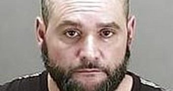 JOHN SANTIAGO | 2017-03-27 11:12:00 Summit County, Ohio Booking