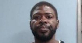 JIMMICOLE ROBERTS | 2017-03-31 20:52:00 Fayette County, Kentucky Booking