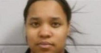 TAKEARA MITCHELL | 2017-01-12 13:17:00 Greene County, North Carolina Booking
