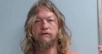 DAVID SHUTLER | 2017-04-01 20:00:00 Fayette County, Kentucky Booking